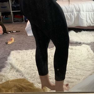 Lululemon crop leggings